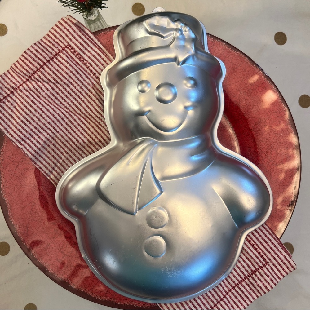 1989 Wilton Christmas Snowman Cake Mold